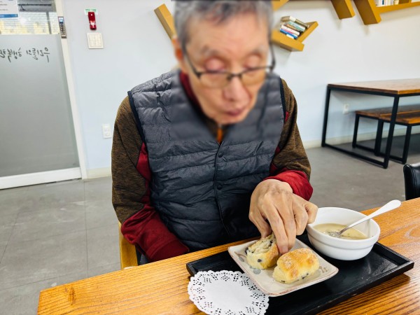 e8ed6ce2b2ec7f1593e9b3b08a86c763_1764402